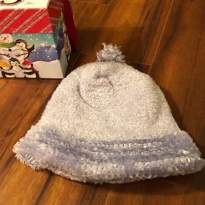 SOLD! Soft and Furry Winter Hat for Kids. 💙❄️